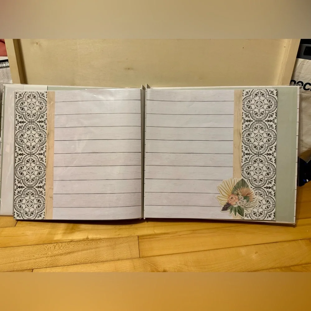 The Paper Studio 12x12 Scrapbook Album NWT – Modern Farmhouse Floral - Picture 9 of 10